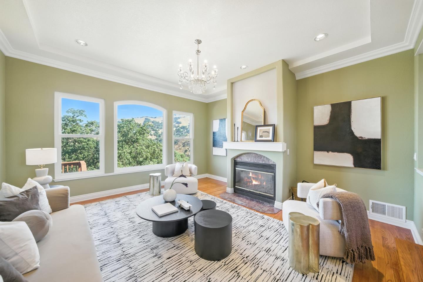 Detail Gallery Image 15 of 68 For 15610 Oakridge, Morgan Hill,  CA 95037 - 5 Beds | 3 Baths