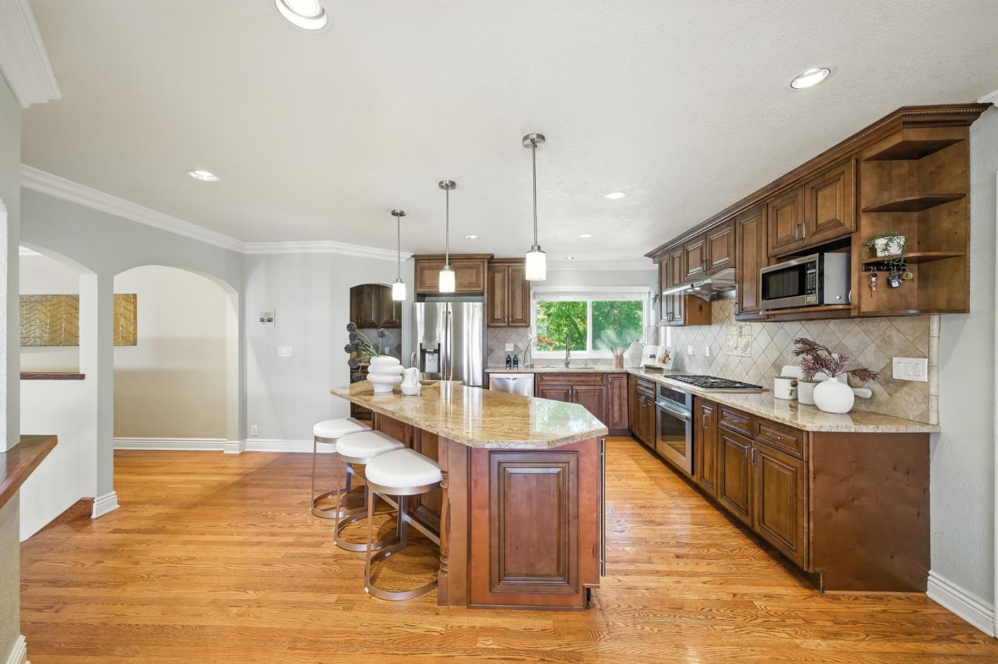 Detail Gallery Image 25 of 68 For 15610 Oakridge, Morgan Hill,  CA 95037 - 5 Beds | 3 Baths