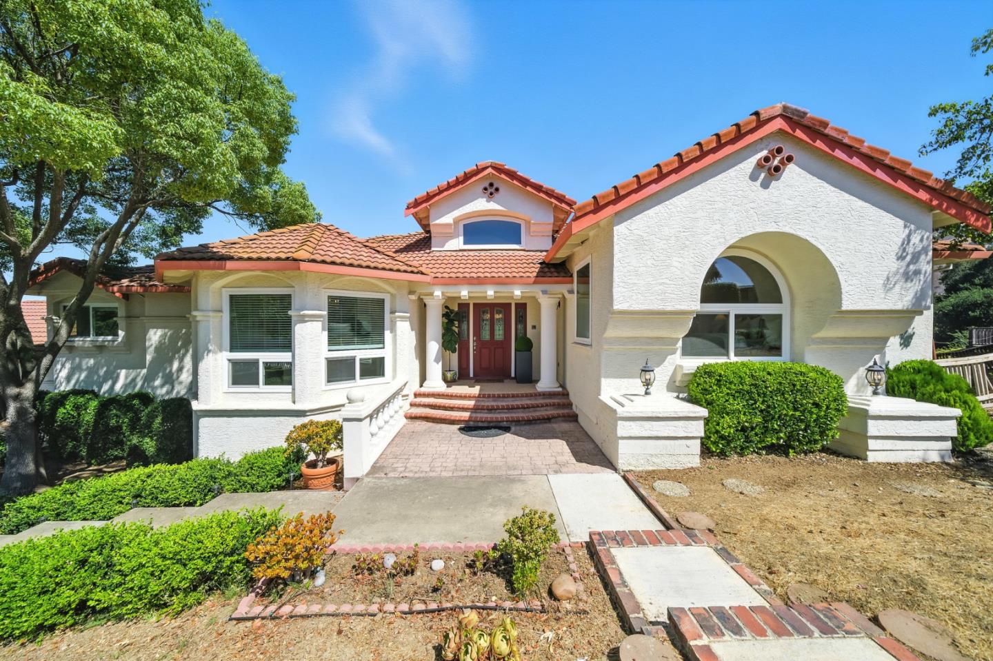 Detail Gallery Image 6 of 68 For 15610 Oakridge, Morgan Hill,  CA 95037 - 5 Beds | 3 Baths