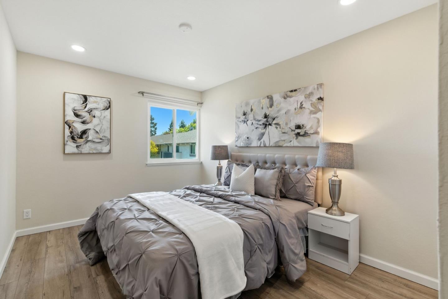 Detail Gallery Image 24 of 43 For 20173 Northcrest Sq, Cupertino,  CA 95014 - 2 Beds | 2 Baths
