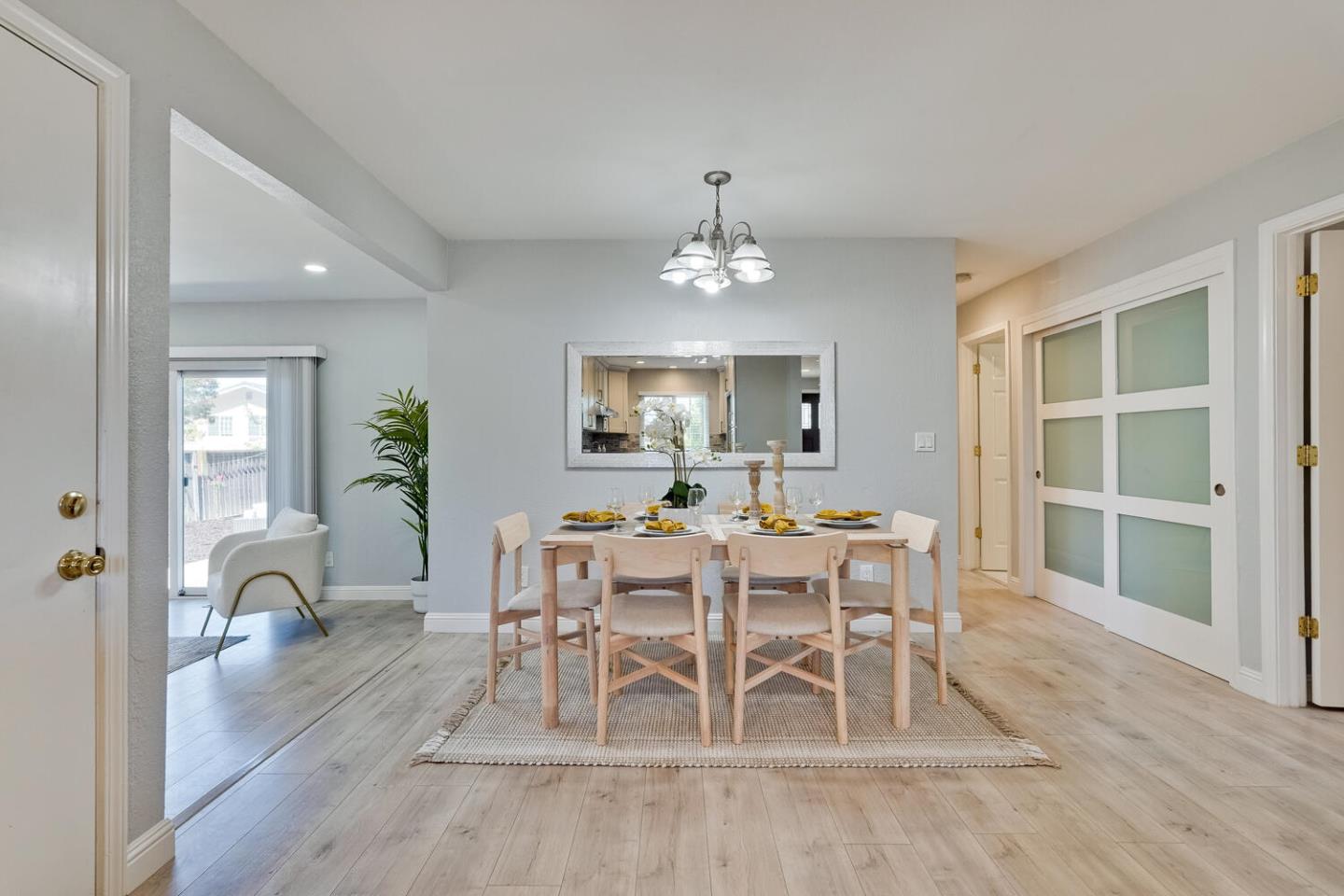 Detail Gallery Image 5 of 24 For 1607 Kennedy Dr, Milpitas,  CA 95035 - 4 Beds | 2 Baths