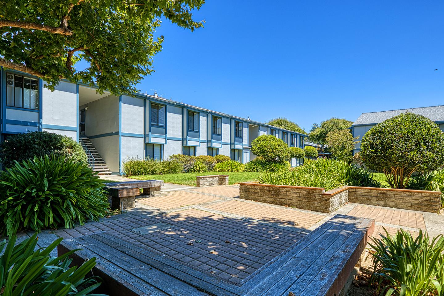Detail Gallery Image 2 of 22 For 1925 46th Ave #121,  Capitola,  CA 95010 - 2 Beds | 1 Baths
