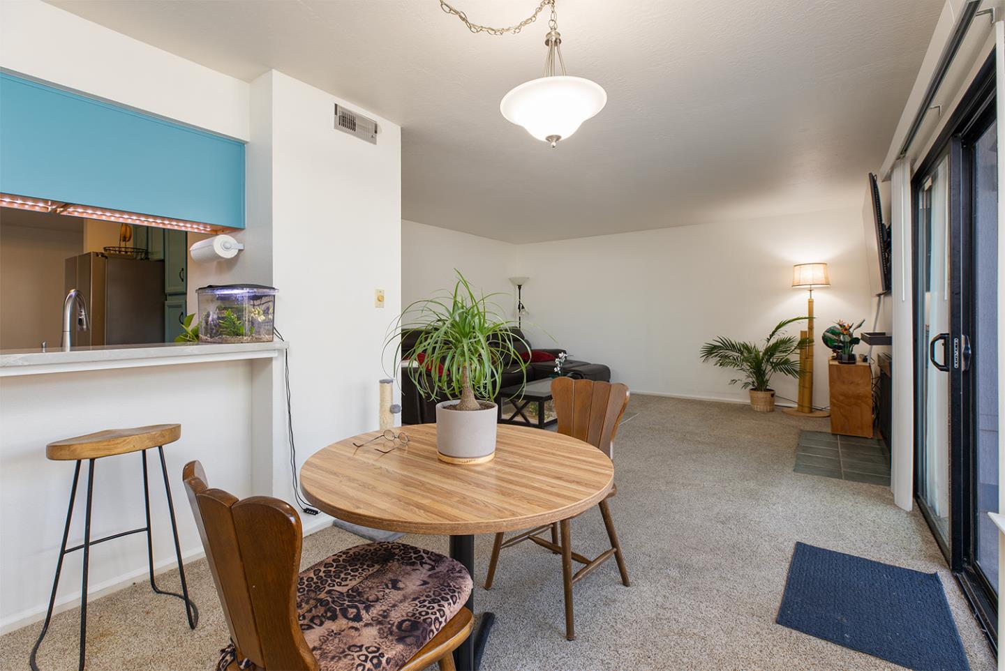 Detail Gallery Image 5 of 22 For 1925 46th Ave #121,  Capitola,  CA 95010 - 2 Beds | 1 Baths