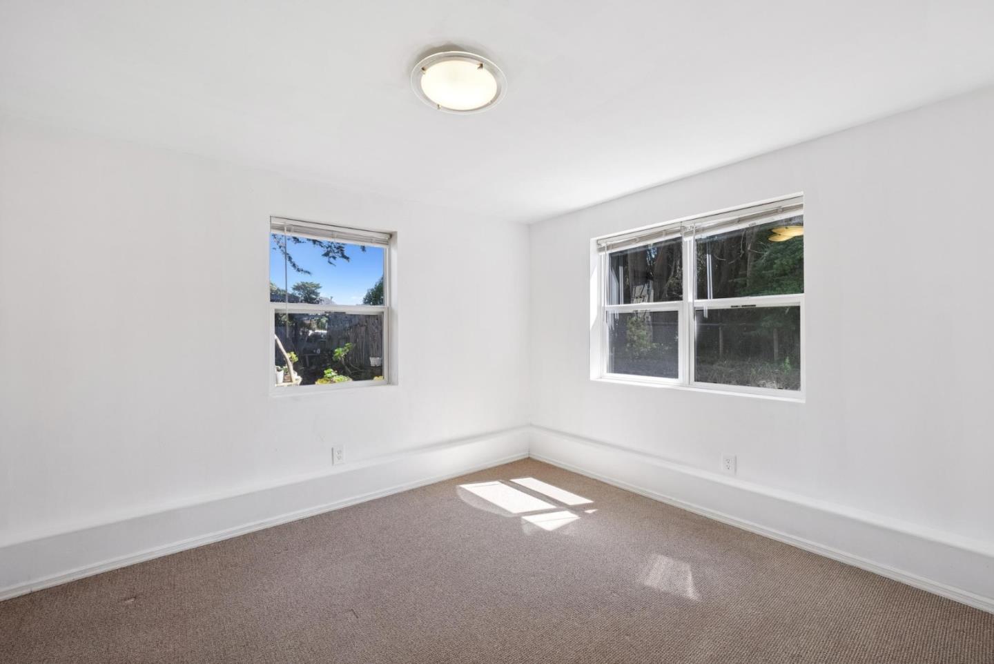 Detail Gallery Image 11 of 14 For 502 Vermont Ave #B,  Moss Beach,  CA 94038 - 2 Beds | 2 Baths