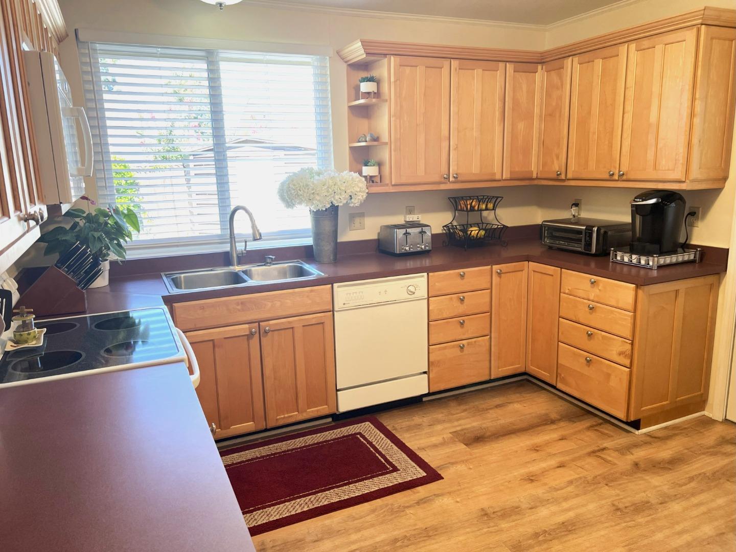 Detail Gallery Image 10 of 20 For 4927 Leigh Ave, San Jose,  CA 95124 - 3 Beds | 2 Baths