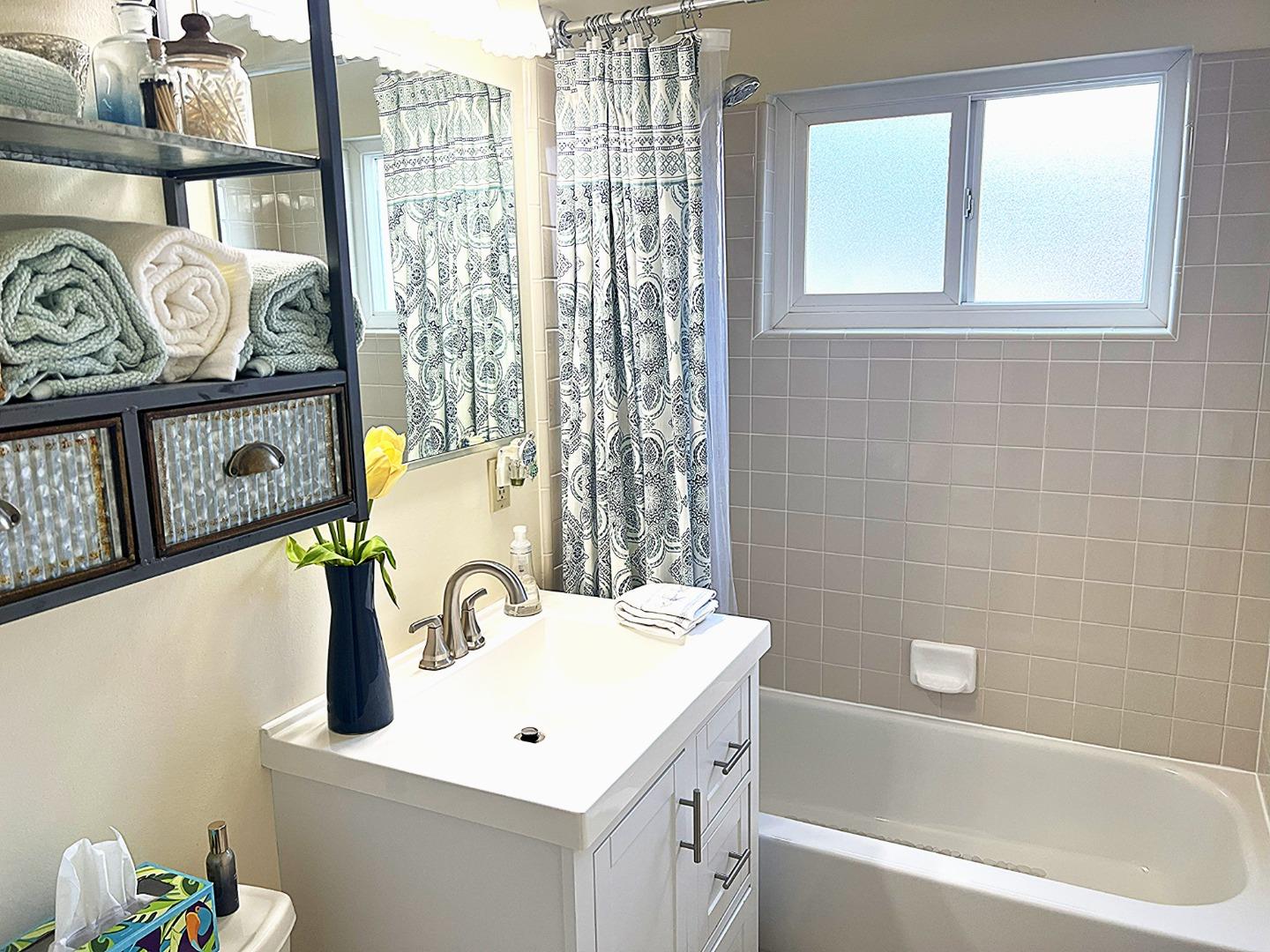 Detail Gallery Image 16 of 20 For 4927 Leigh Ave, San Jose,  CA 95124 - 3 Beds | 2 Baths