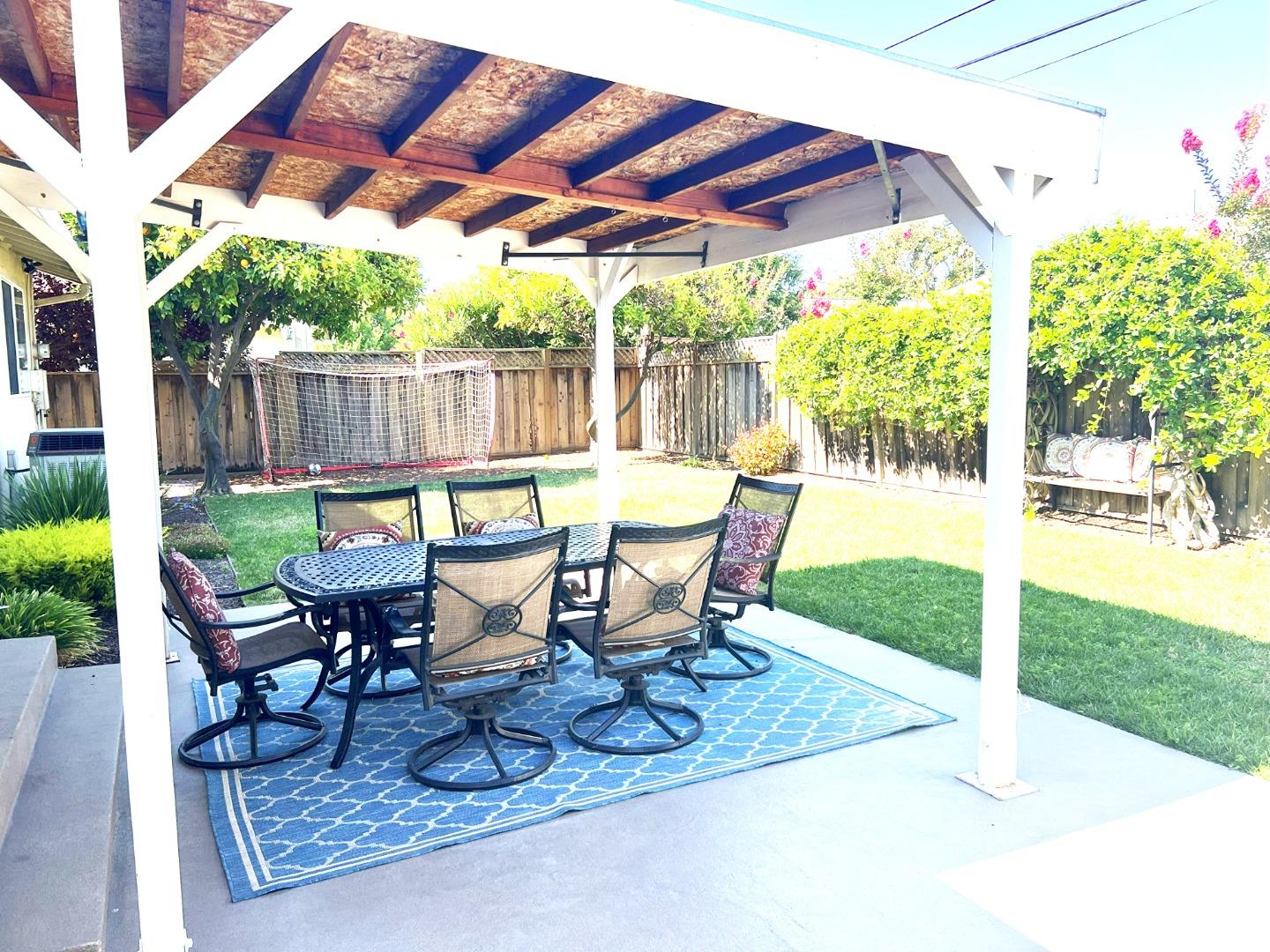Detail Gallery Image 17 of 20 For 4927 Leigh Ave, San Jose,  CA 95124 - 3 Beds | 2 Baths