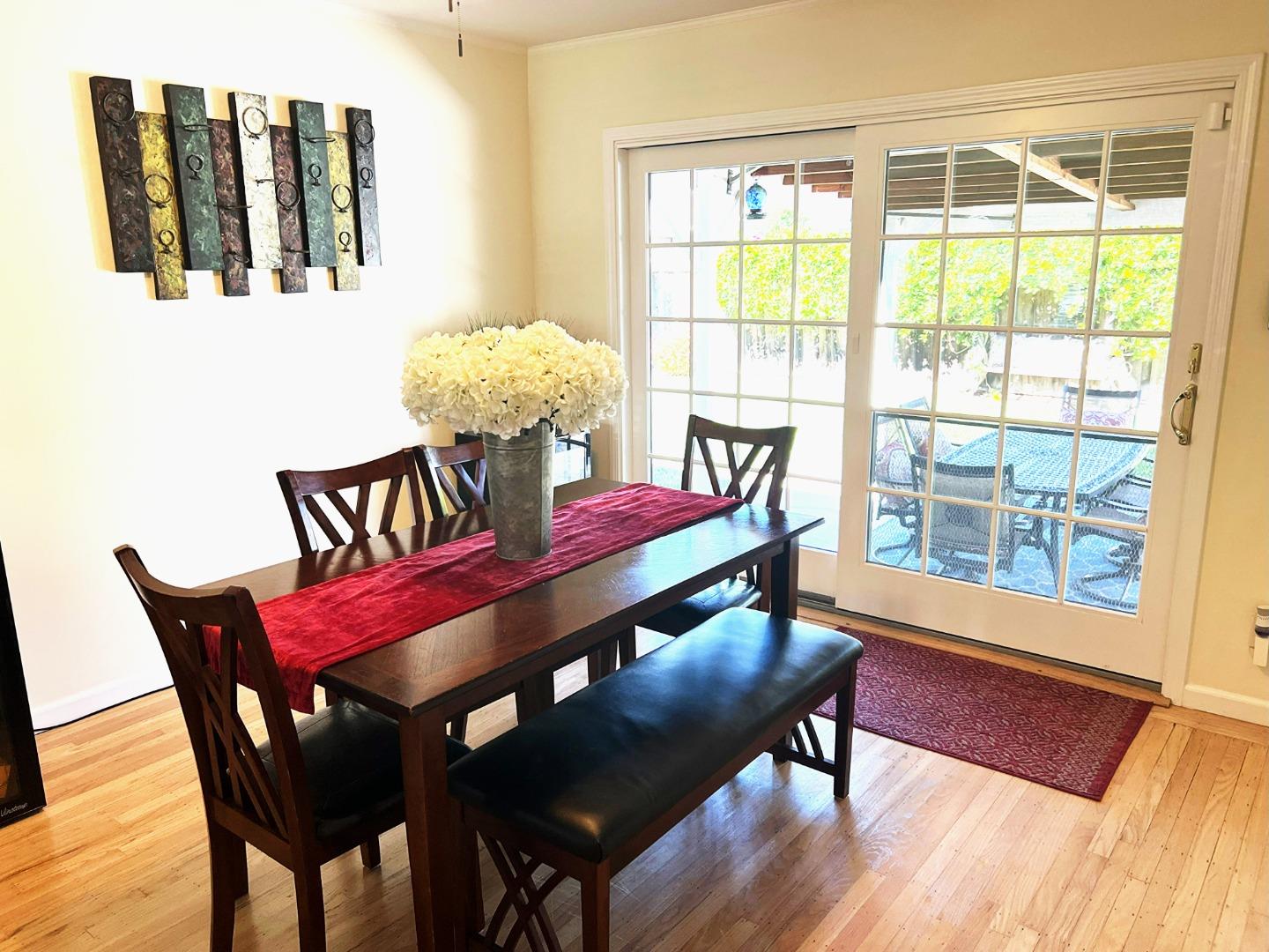 Detail Gallery Image 5 of 20 For 4927 Leigh Ave, San Jose,  CA 95124 - 3 Beds | 2 Baths