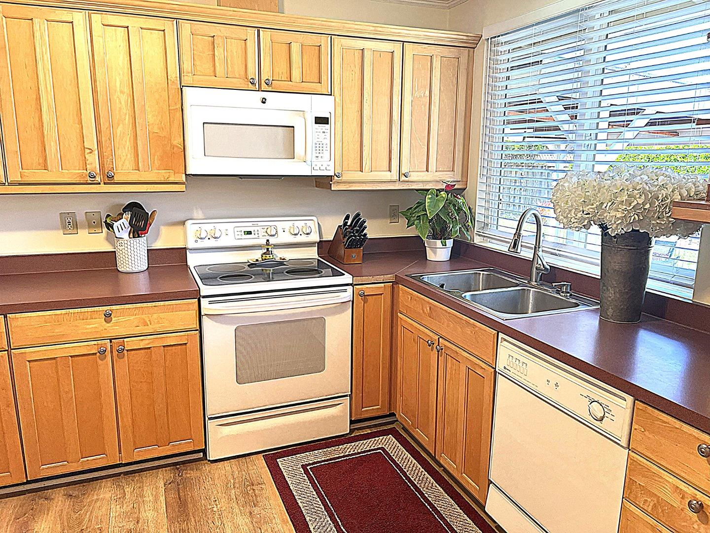 Detail Gallery Image 9 of 20 For 4927 Leigh Ave, San Jose,  CA 95124 - 3 Beds | 2 Baths