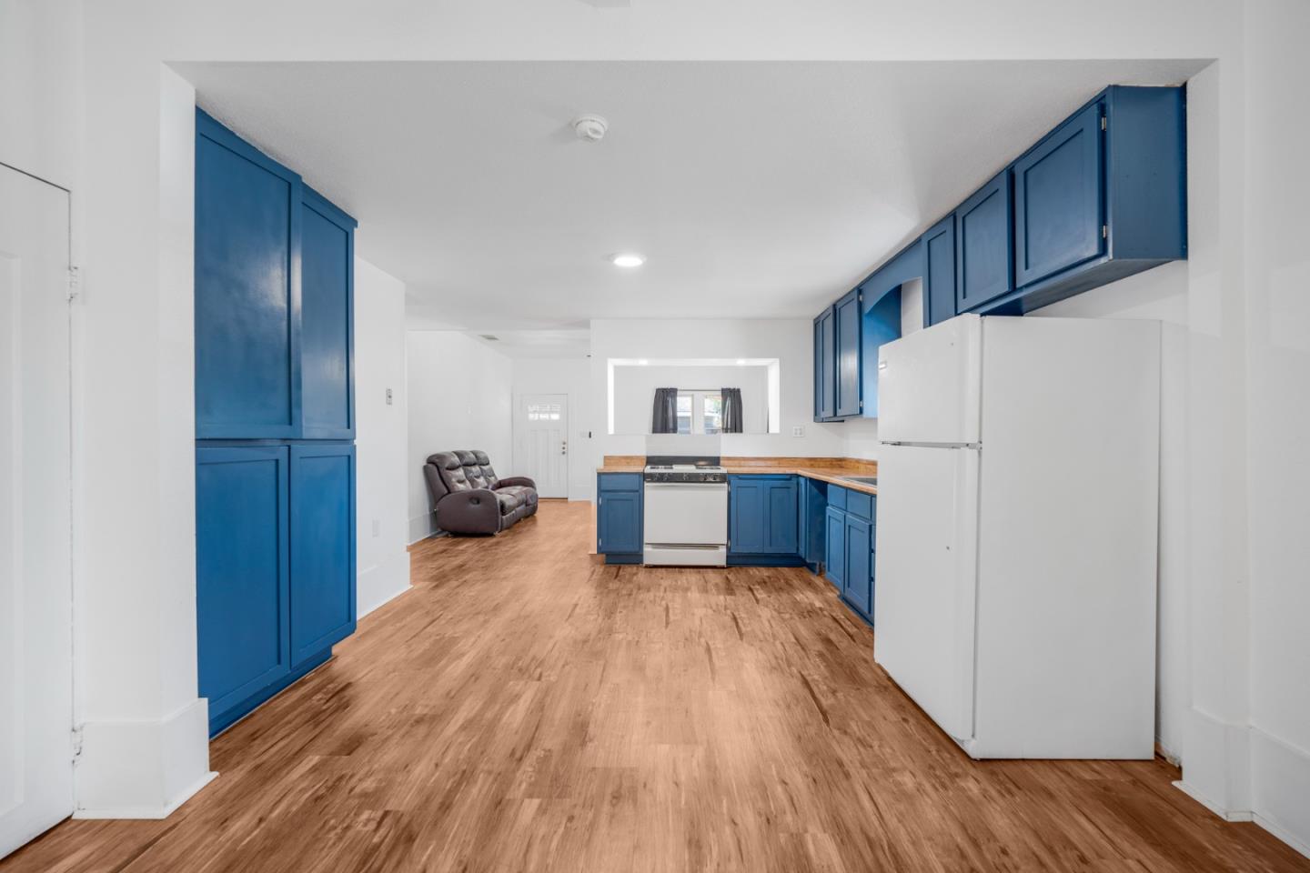 Detail Gallery Image 9 of 27 For 1511 W Tulare Ave, Newman,  CA 95360 - 3 Beds | 2 Baths