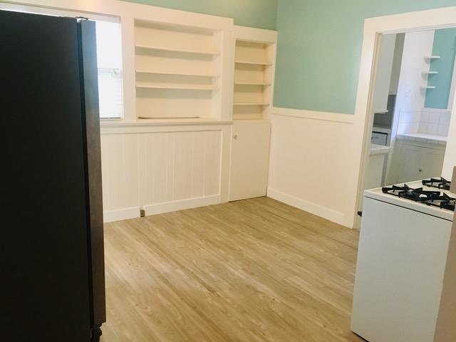 Detail Gallery Image 10 of 15 For 573 Lytton Ave, Palo Alto,  CA 94301 - – Beds | – Baths