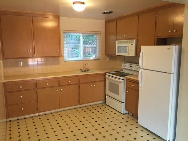 Detail Gallery Image 11 of 15 For 573 Lytton Ave, Palo Alto,  CA 94301 - – Beds | – Baths