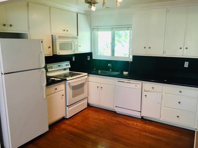 Detail Gallery Image 14 of 15 For 573 Lytton Ave, Palo Alto,  CA 94301 - – Beds | – Baths