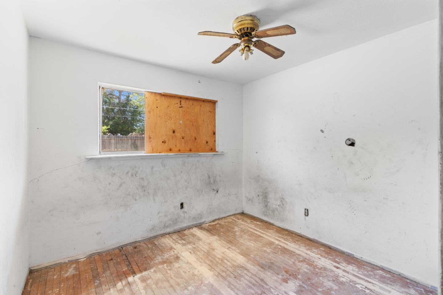 Detail Gallery Image 11 of 33 For 7541 19th St, Sacramento,  CA 95822 - 3 Beds | 1 Baths