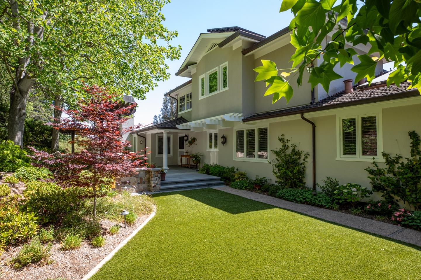 Detail Gallery Image 29 of 41 For 13801 Templeton Pl, Los Altos,  CA 94022 - 4 Beds | 4/1 Baths
