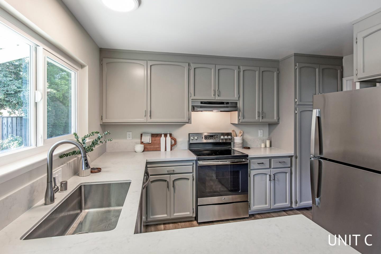 Detail Gallery Image 10 of 45 For 1275 Gainsborough Dr, Sunnyvale,  CA 94087 - – Beds | – Baths