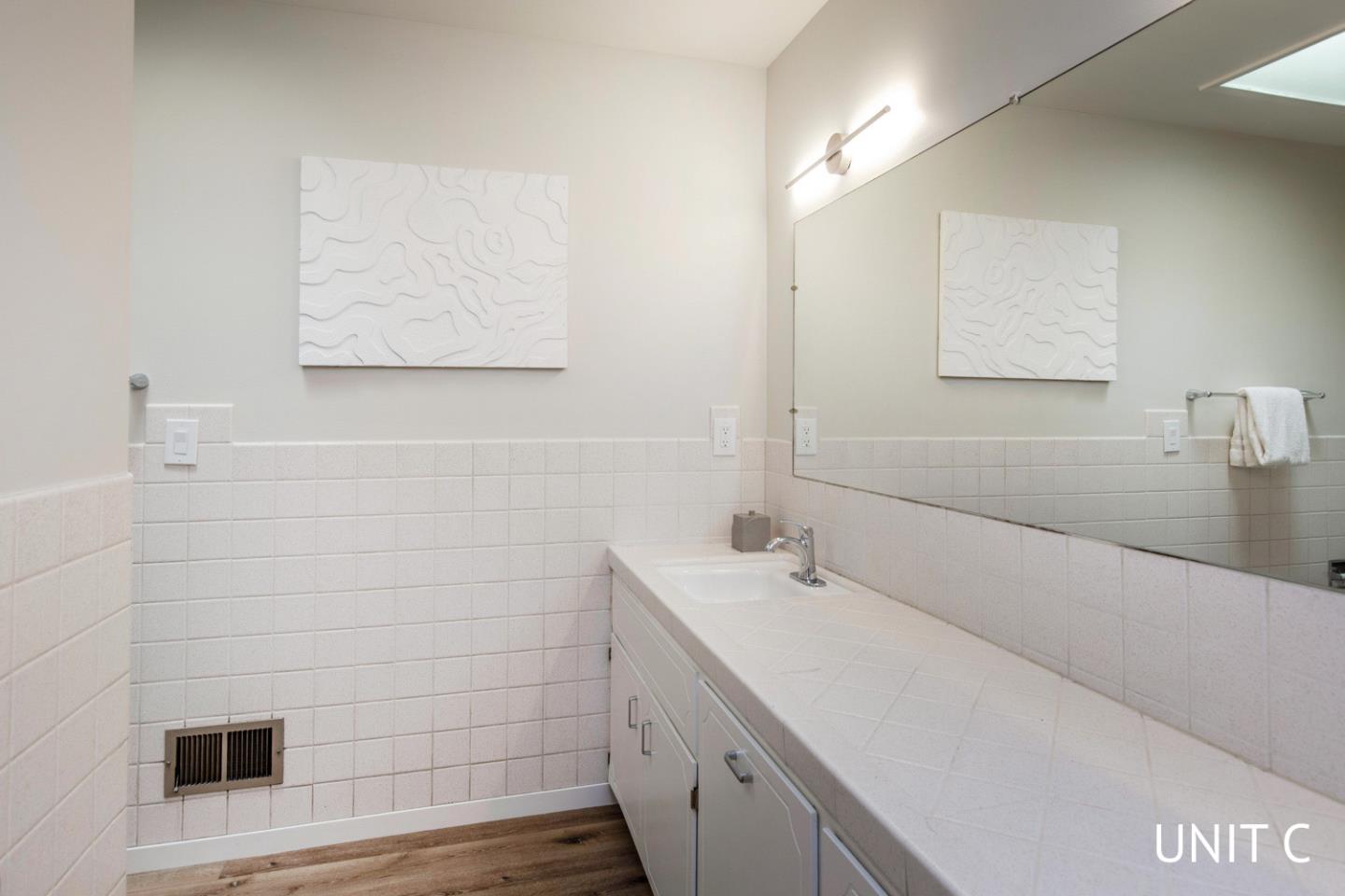 Detail Gallery Image 14 of 45 For 1275 Gainsborough Dr, Sunnyvale,  CA 94087 - – Beds | – Baths