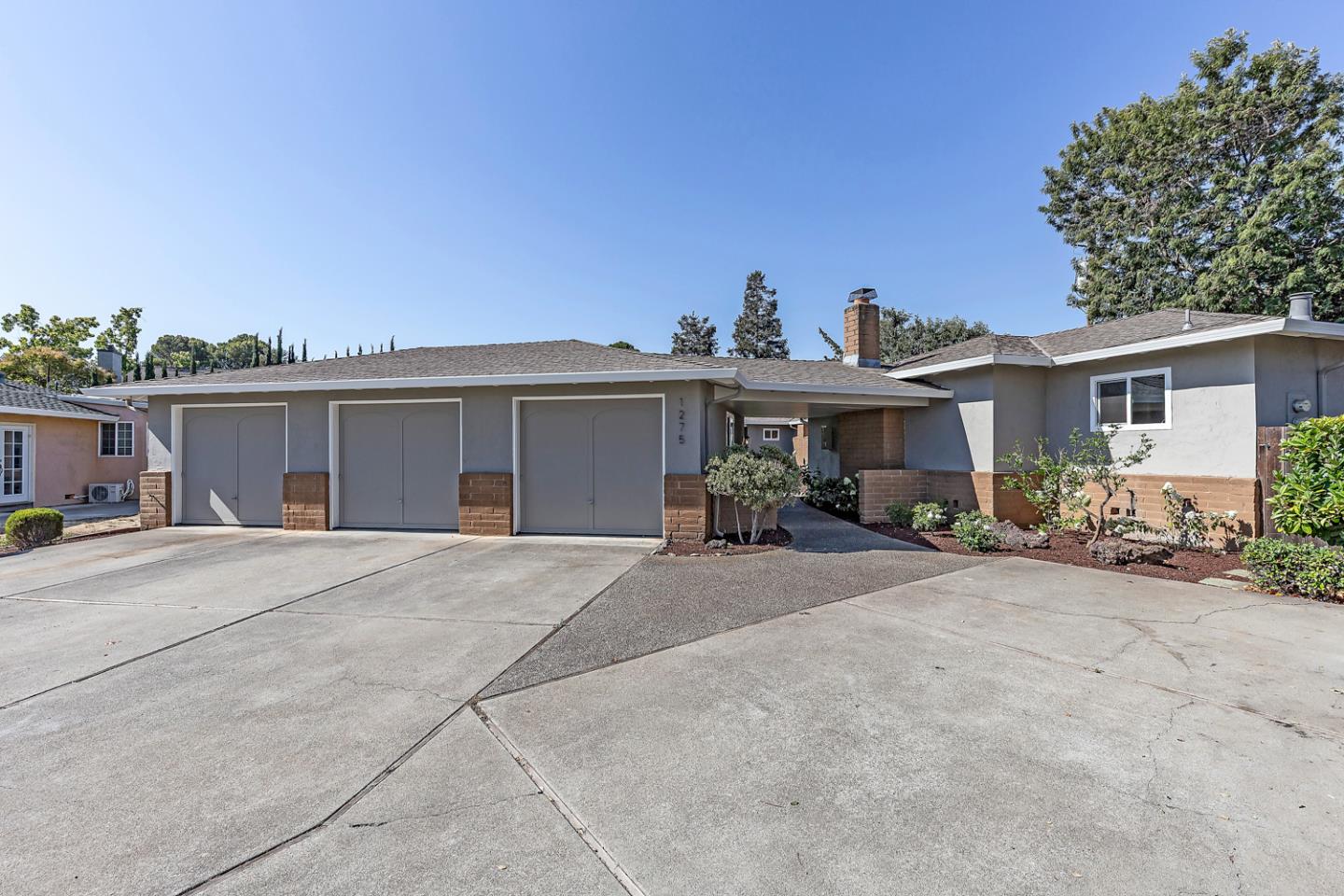 Detail Gallery Image 2 of 45 For 1275 Gainsborough Dr, Sunnyvale,  CA 94087 - – Beds | – Baths