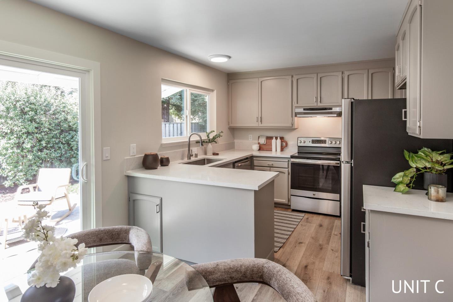 Detail Gallery Image 9 of 45 For 1275 Gainsborough Dr, Sunnyvale,  CA 94087 - – Beds | – Baths