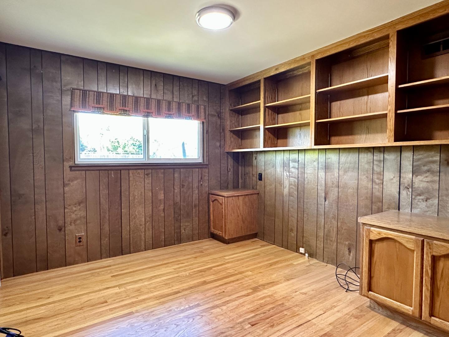 Detail Gallery Image 20 of 29 For 811 Peekskill Dr, Sunnyvale,  CA 94087 - 4 Beds | 2 Baths