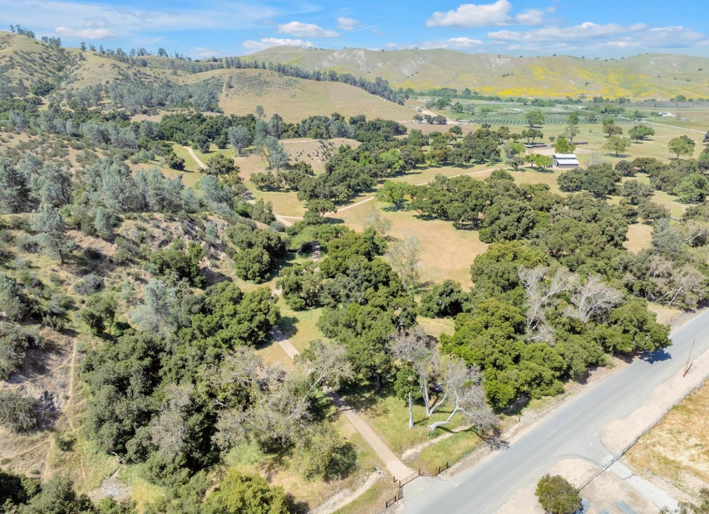 Detail Gallery Image 32 of 39 For 770 Limekiln Rd, Hollister,  CA 95023 - – Beds | – Baths