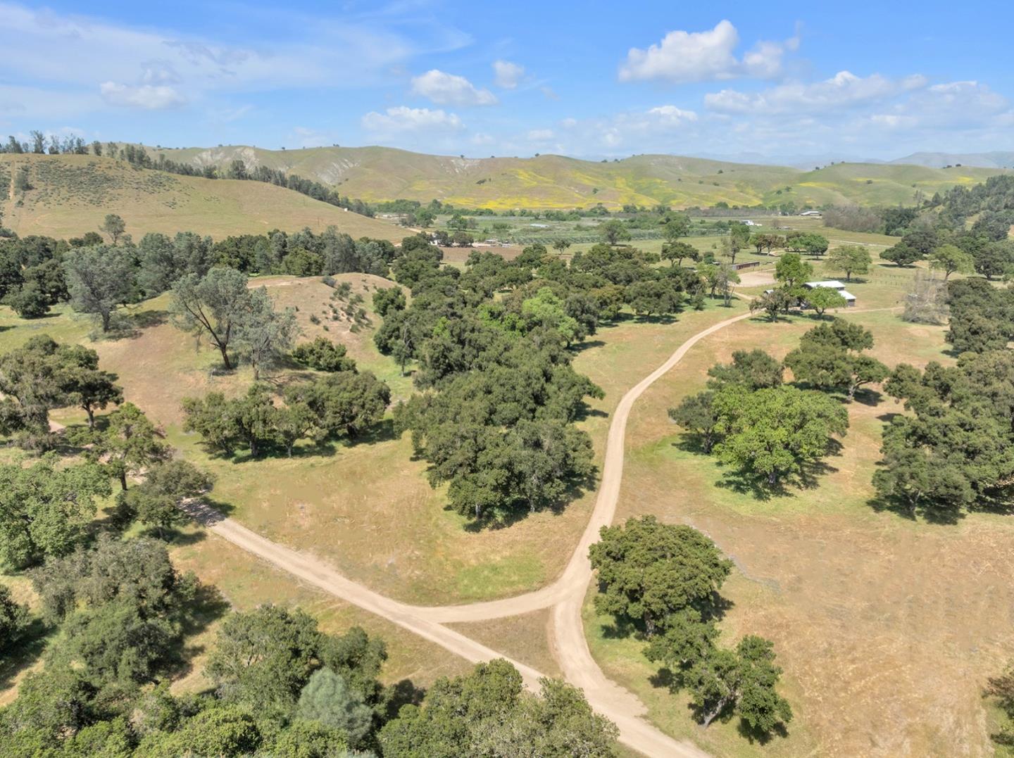 Detail Gallery Image 7 of 39 For 770 Limekiln Rd, Hollister,  CA 95023 - – Beds | – Baths