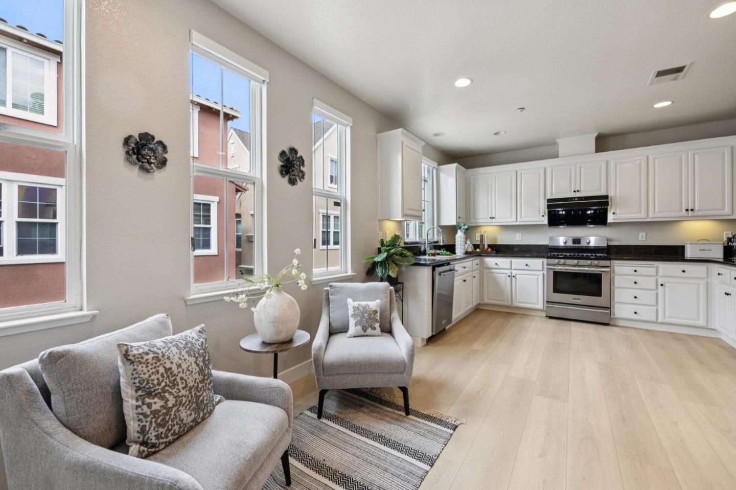 Detail Gallery Image 15 of 50 For 4446 Billings Cir, Santa Clara,  CA 95054 - 3 Beds | 2/1 Baths