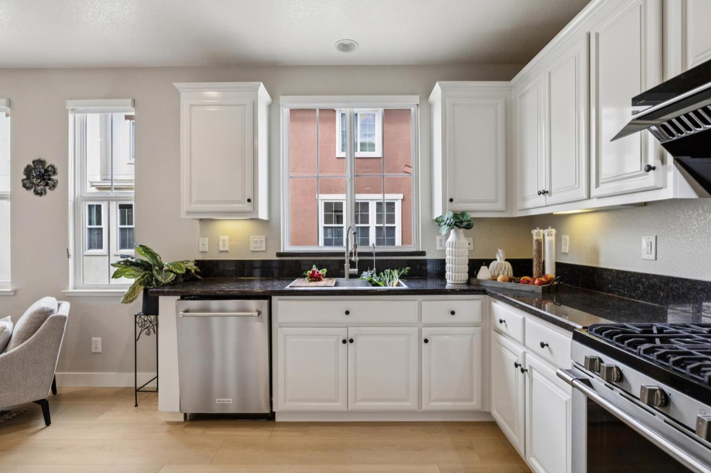 Detail Gallery Image 17 of 50 For 4446 Billings Cir, Santa Clara,  CA 95054 - 3 Beds | 2/1 Baths