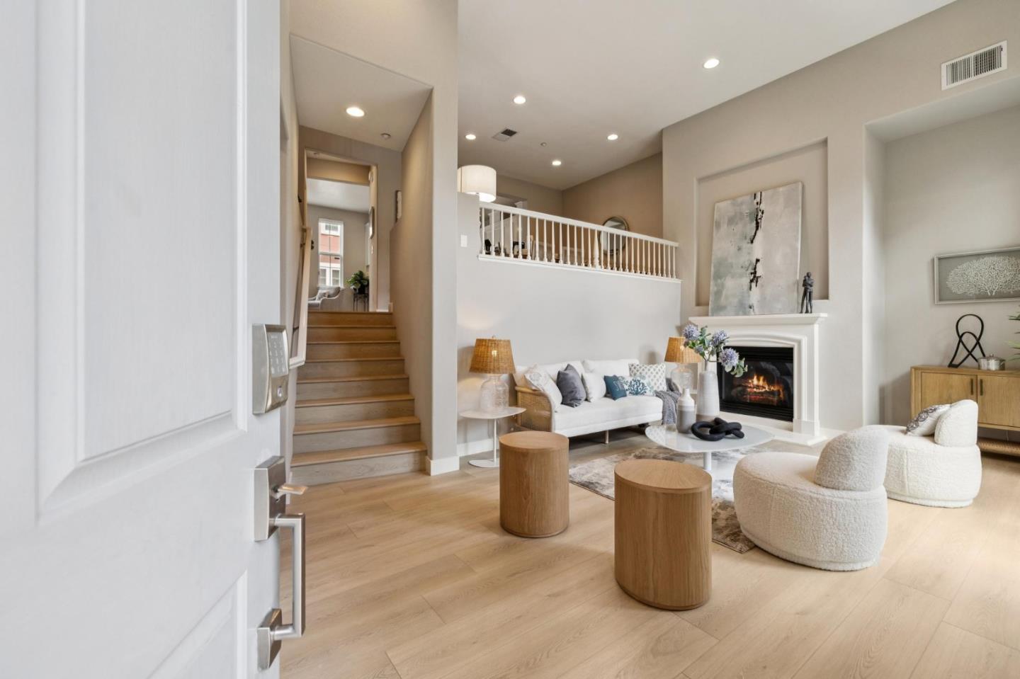 Detail Gallery Image 3 of 50 For 4446 Billings Cir, Santa Clara,  CA 95054 - 3 Beds | 2/1 Baths