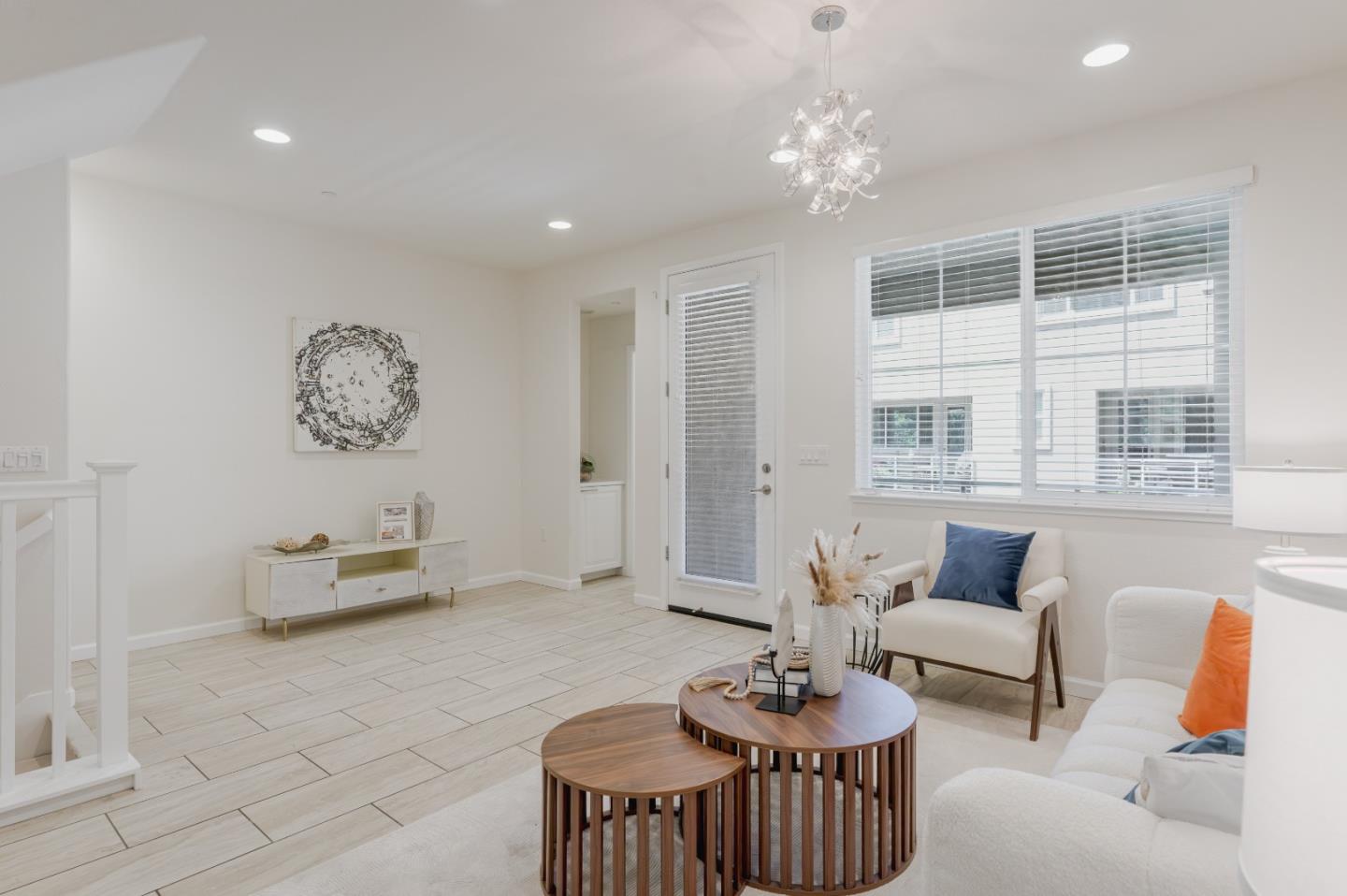 Detail Gallery Image 21 of 56 For 862 White Moonstone Loop, San Jose,  CA 95123 - 3 Beds | 3/1 Baths