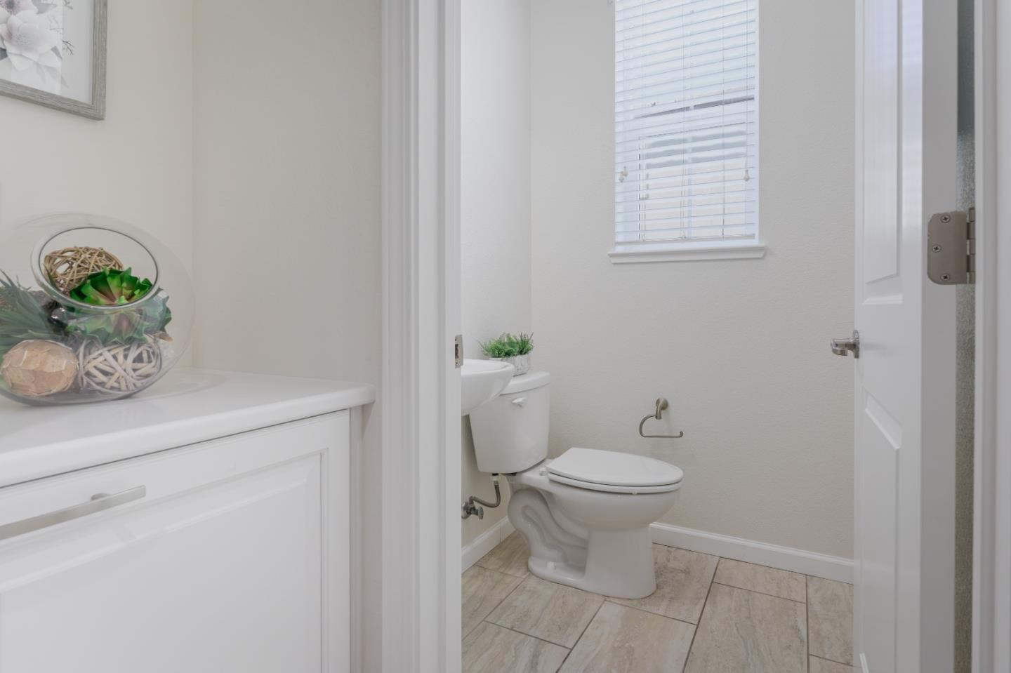 Detail Gallery Image 23 of 56 For 862 White Moonstone Loop, San Jose,  CA 95123 - 3 Beds | 3/1 Baths