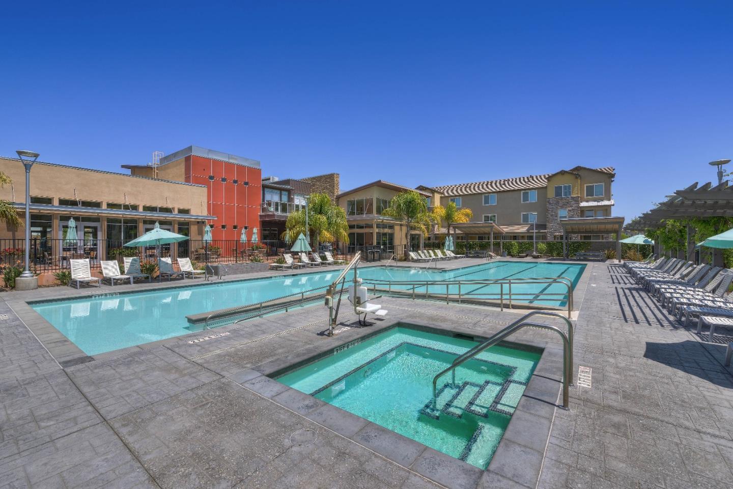 Detail Gallery Image 50 of 56 For 862 White Moonstone Loop, San Jose,  CA 95123 - 3 Beds | 3/1 Baths
