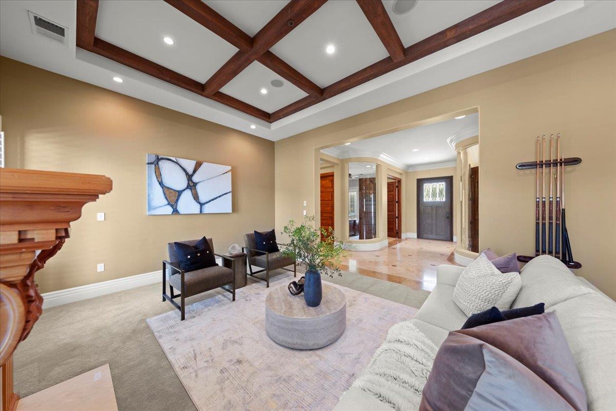Detail Gallery Image 15 of 86 For 286 Mountain Laurel Ln, Los Gatos,  CA 95032 - 6 Beds | 5/1 Baths