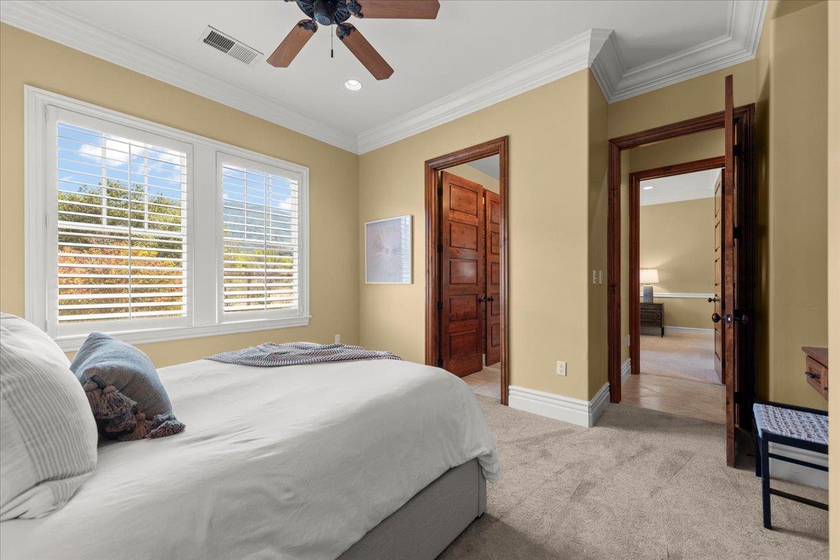 Detail Gallery Image 33 of 86 For 286 Mountain Laurel Ln, Los Gatos,  CA 95032 - 6 Beds | 5/1 Baths