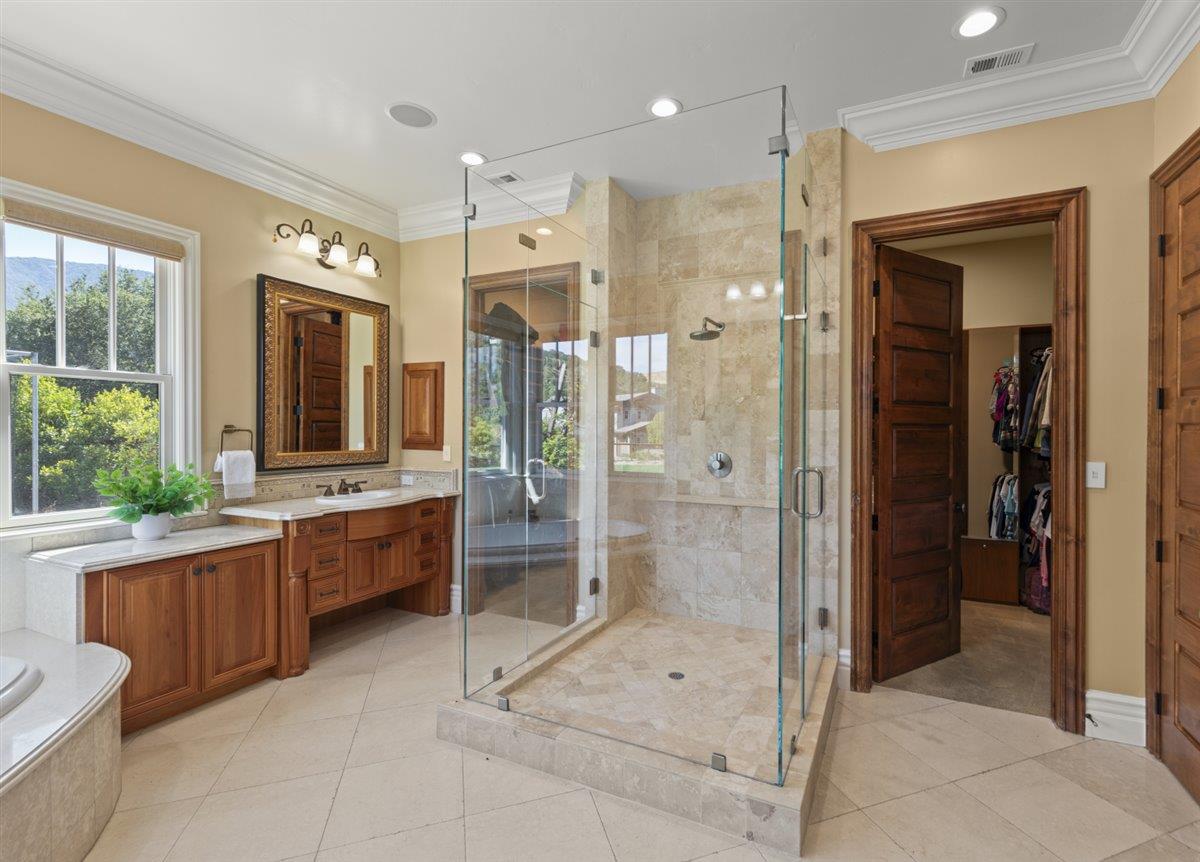 Detail Gallery Image 44 of 86 For 286 Mountain Laurel Ln, Los Gatos,  CA 95032 - 6 Beds | 5/1 Baths