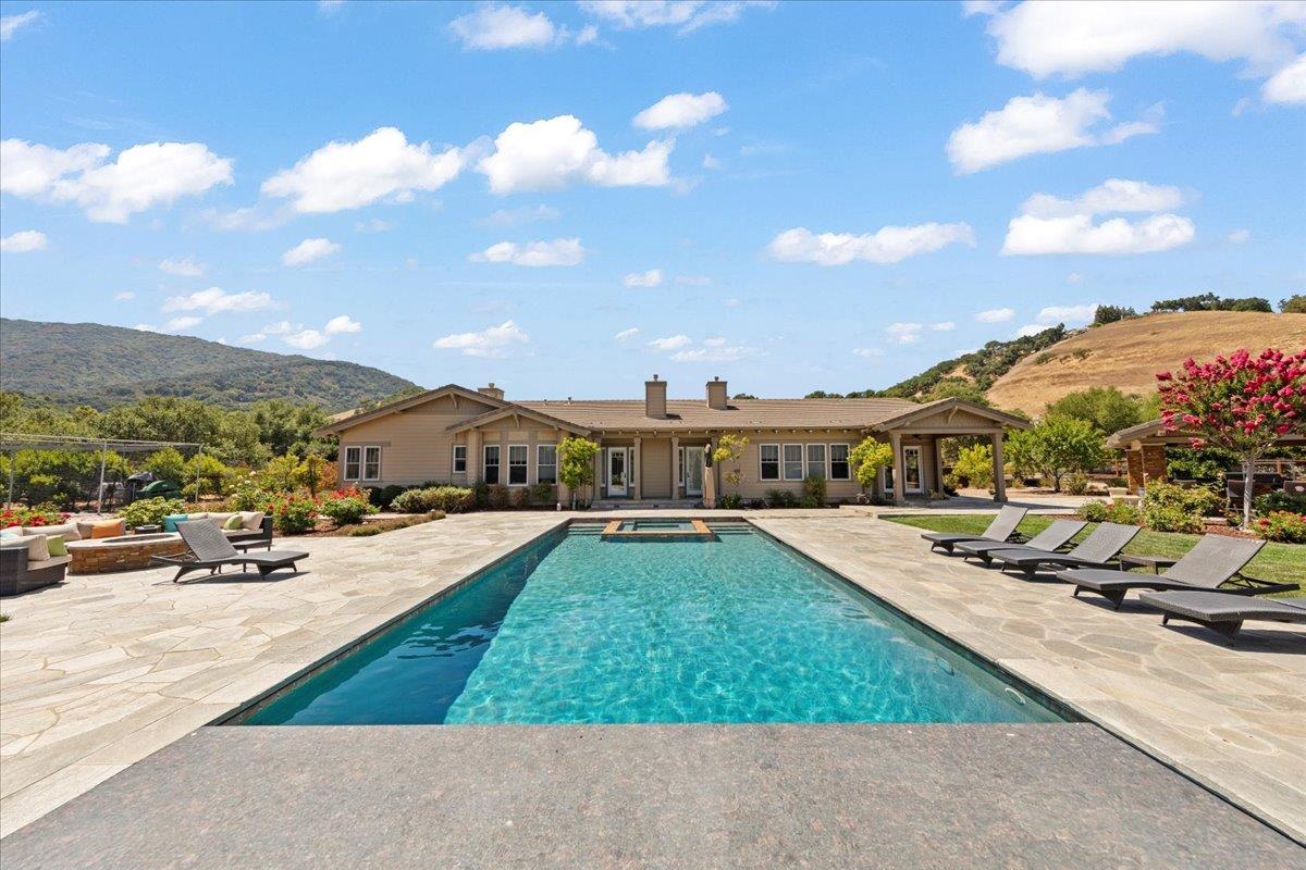 Detail Gallery Image 77 of 86 For 286 Mountain Laurel Ln, Los Gatos,  CA 95032 - 6 Beds | 5/1 Baths