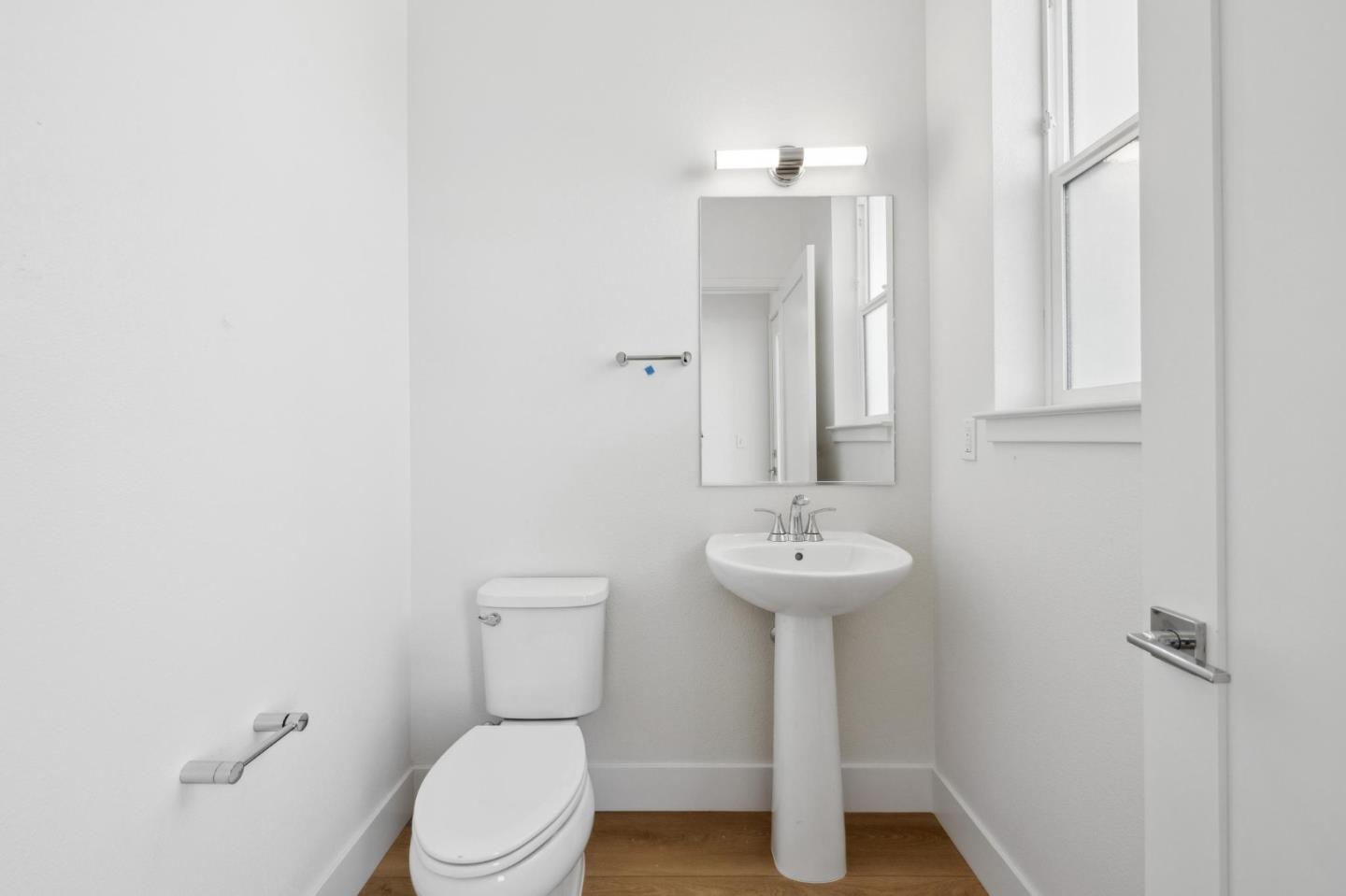 Detail Gallery Image 10 of 24 For 130 Skyline Vista Way, Watsonville,  CA 95076 - 3 Beds | 3/1 Baths