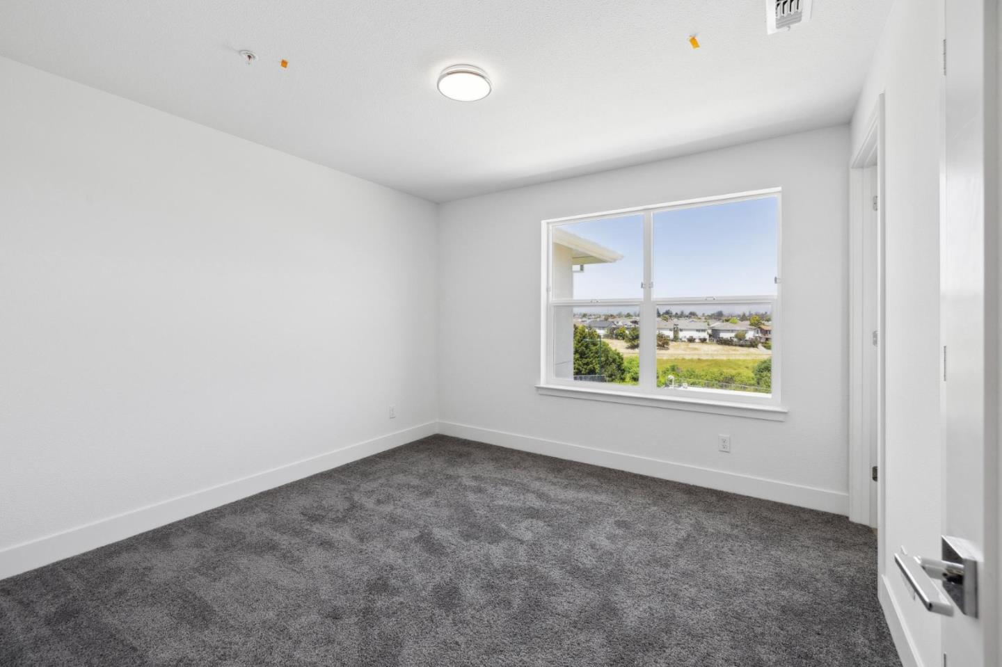 Detail Gallery Image 14 of 24 For 130 Skyline Vista Way, Watsonville,  CA 95076 - 3 Beds | 3/1 Baths