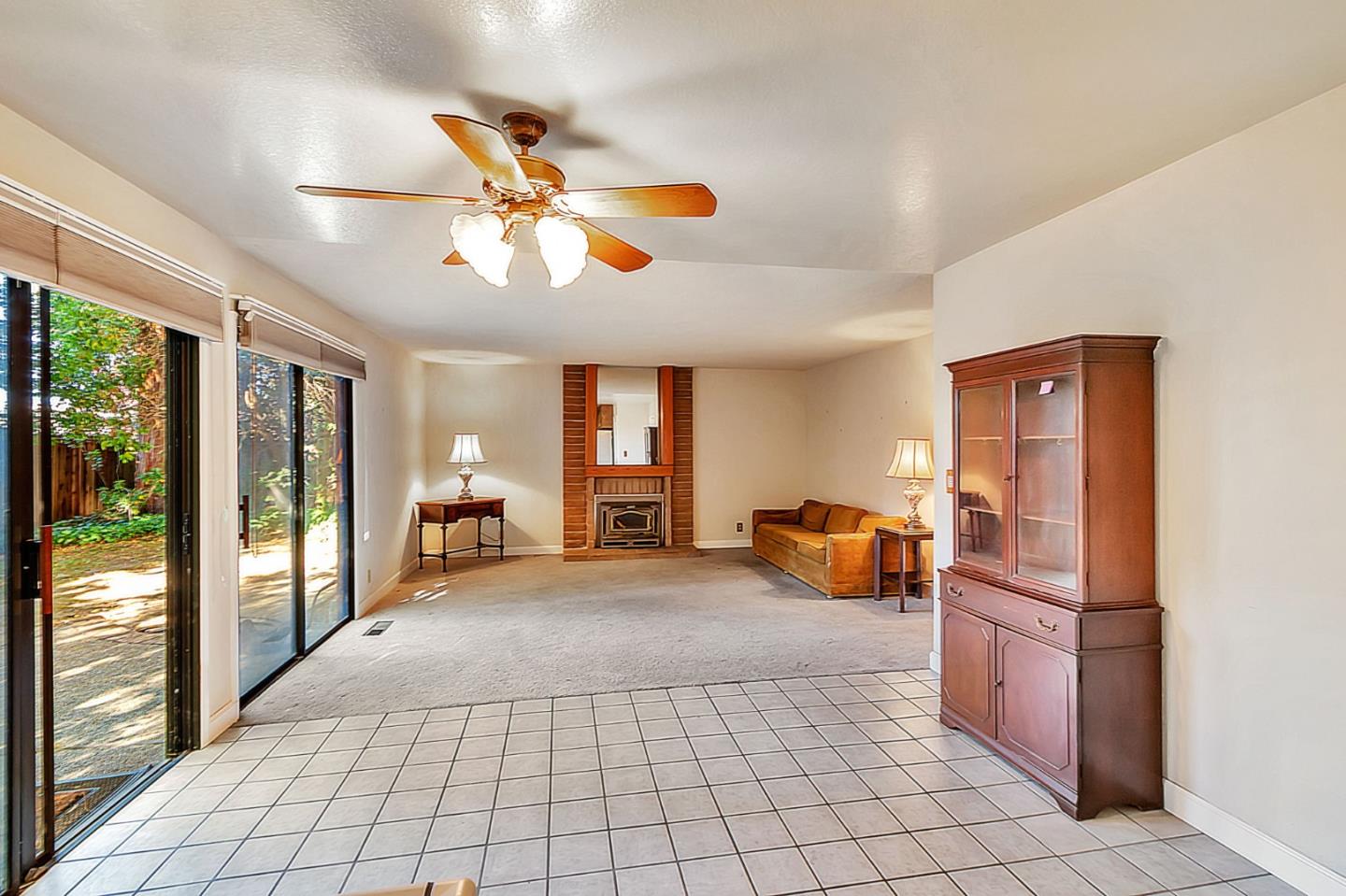 Detail Gallery Image 12 of 49 For 495 Spring Ave, Morgan Hill,  CA 95037 - 4 Beds | 2/1 Baths