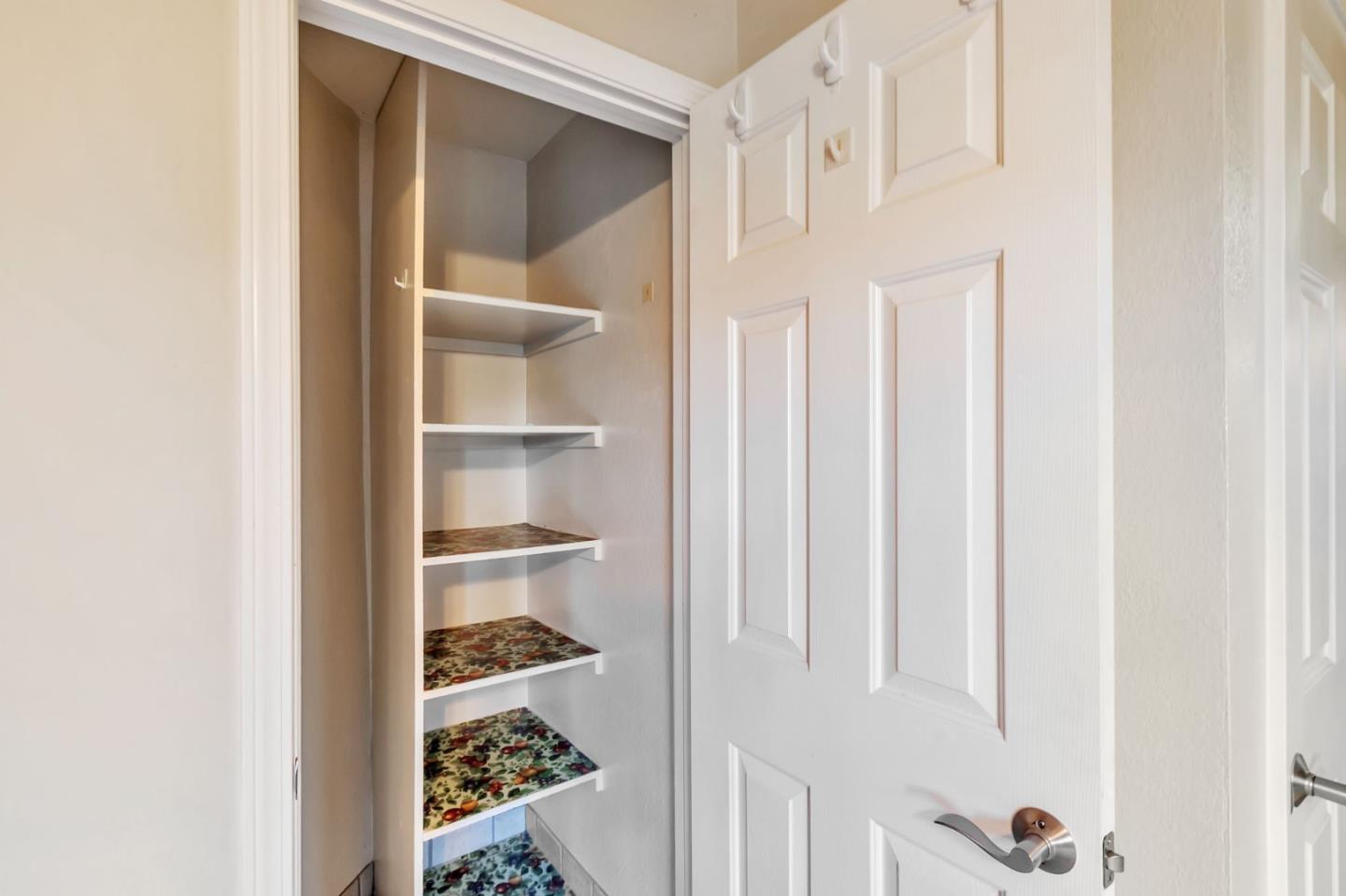 Detail Gallery Image 18 of 49 For 495 Spring Ave, Morgan Hill,  CA 95037 - 4 Beds | 2/1 Baths