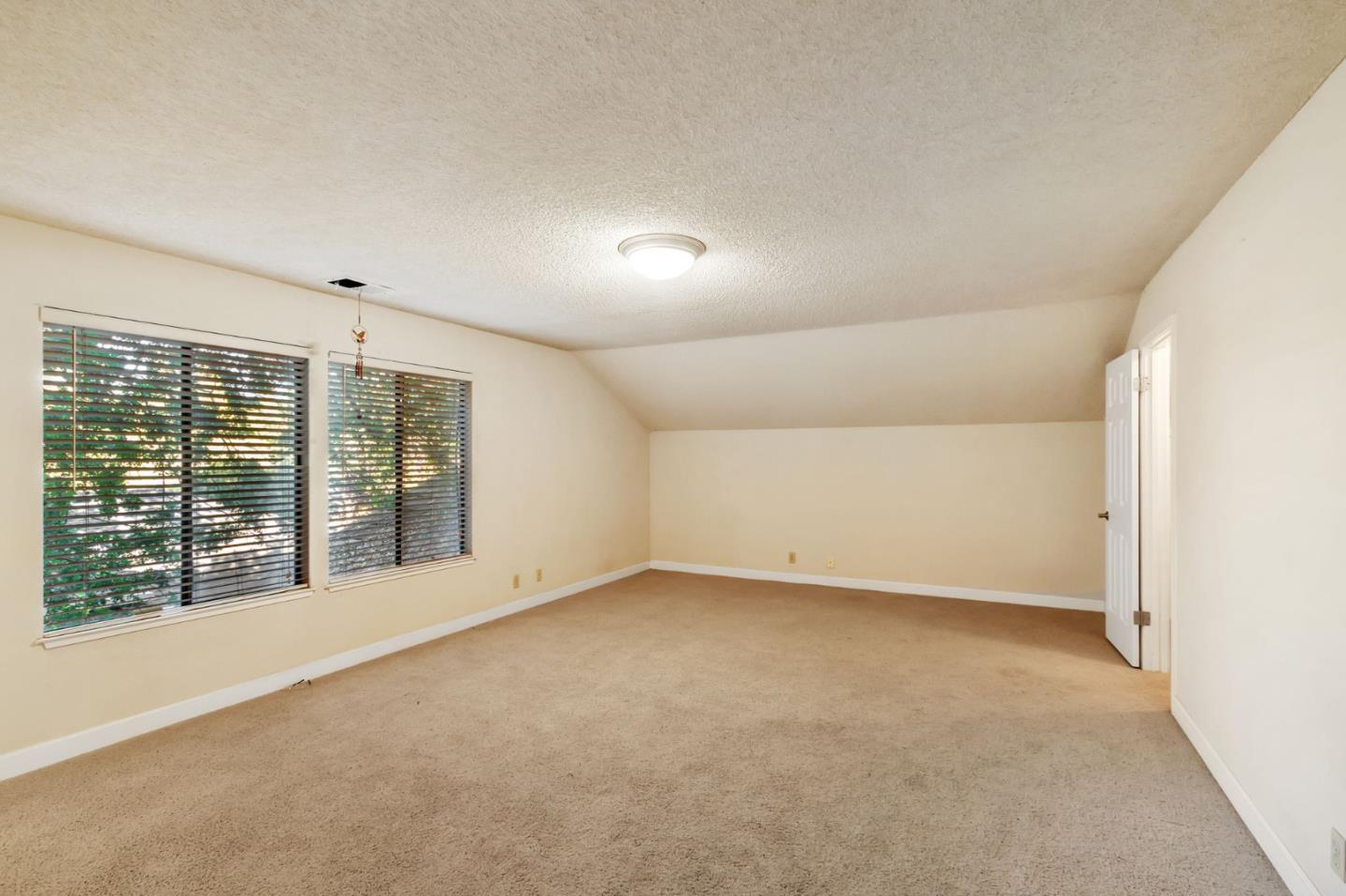 Detail Gallery Image 27 of 49 For 495 Spring Ave, Morgan Hill,  CA 95037 - 4 Beds | 2/1 Baths