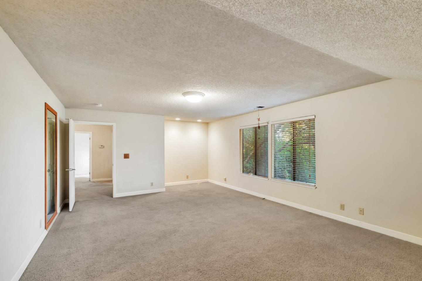 Detail Gallery Image 28 of 49 For 495 Spring Ave, Morgan Hill,  CA 95037 - 4 Beds | 2/1 Baths