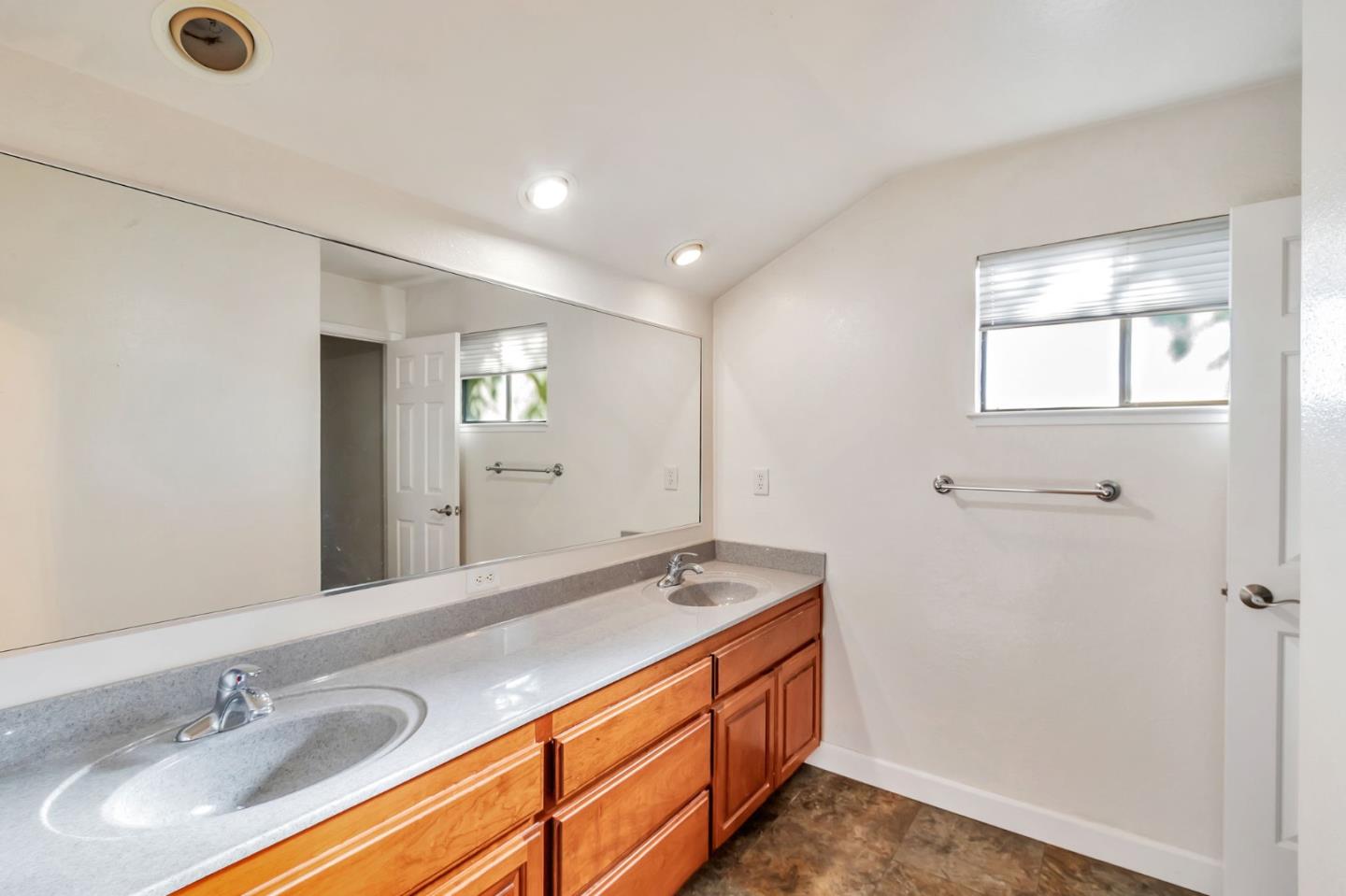Detail Gallery Image 40 of 49 For 495 Spring Ave, Morgan Hill,  CA 95037 - 4 Beds | 2/1 Baths