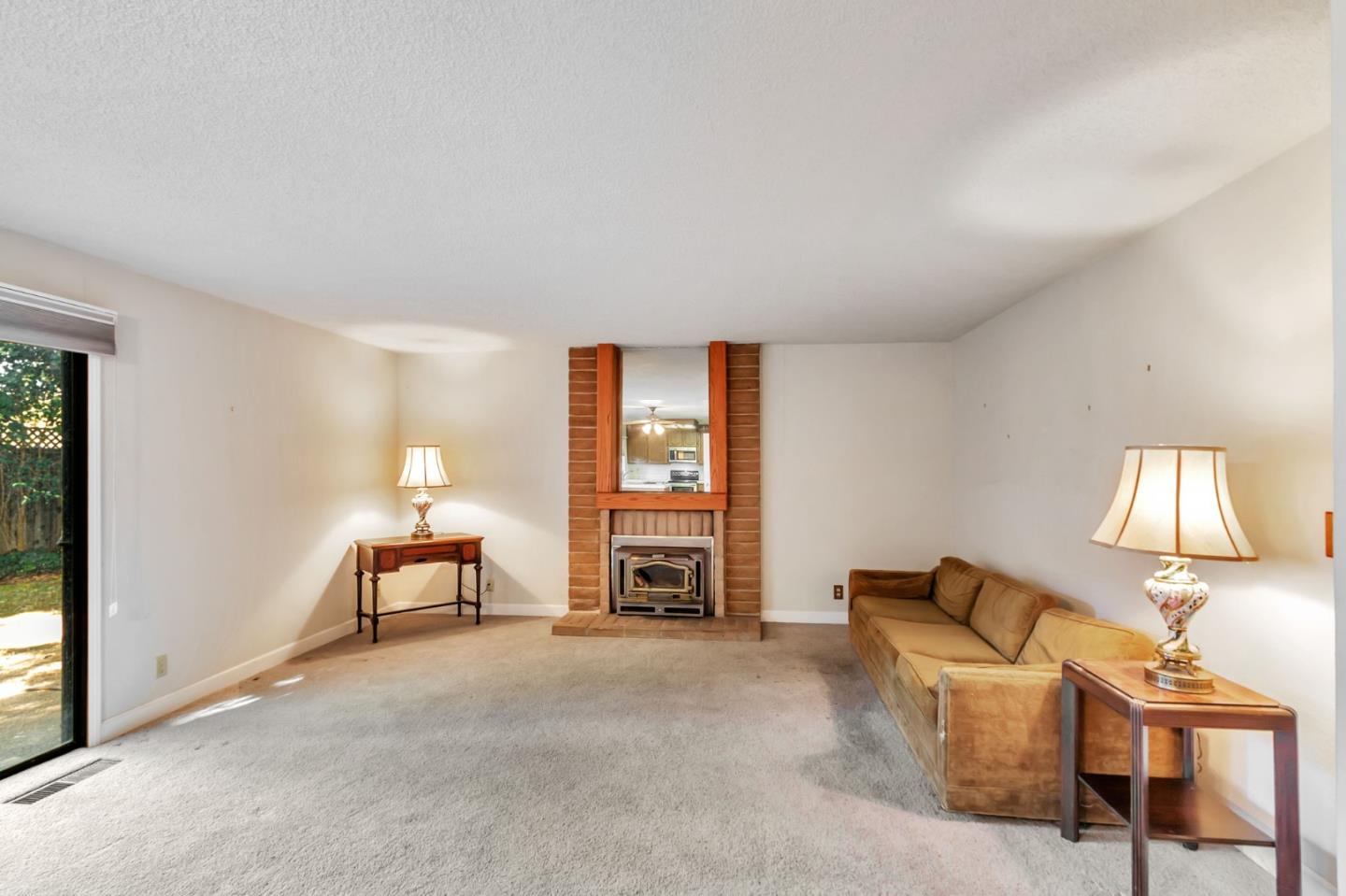 Detail Gallery Image 9 of 49 For 495 Spring Ave, Morgan Hill,  CA 95037 - 4 Beds | 2/1 Baths
