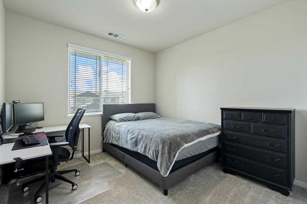 Detail Gallery Image 23 of 41 For 1670 Panorama Dr, Hollister,  CA 95023 - 3 Beds | 2/1 Baths