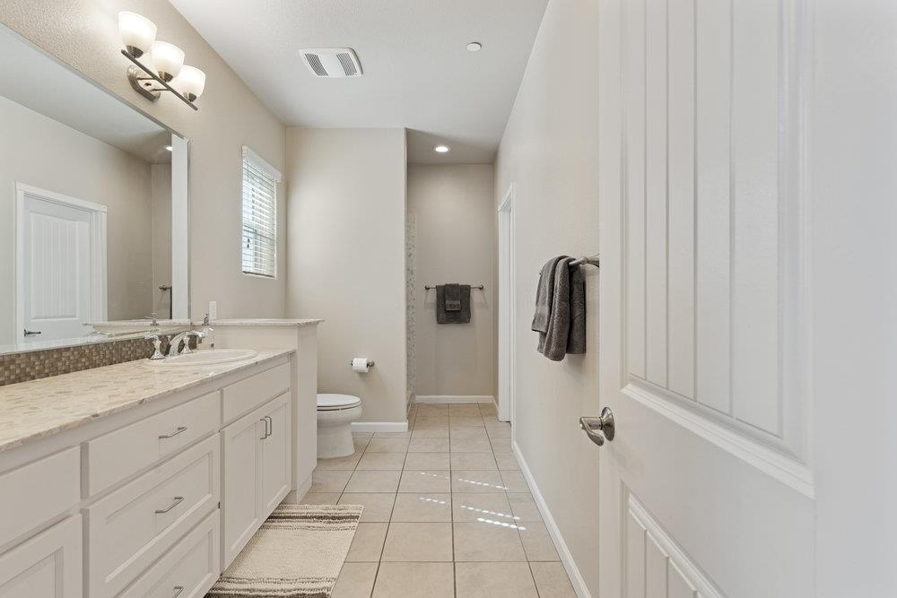 Detail Gallery Image 28 of 41 For 1670 Panorama Dr, Hollister,  CA 95023 - 3 Beds | 2/1 Baths