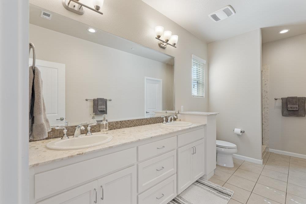 Detail Gallery Image 29 of 41 For 1670 Panorama Dr, Hollister,  CA 95023 - 3 Beds | 2/1 Baths