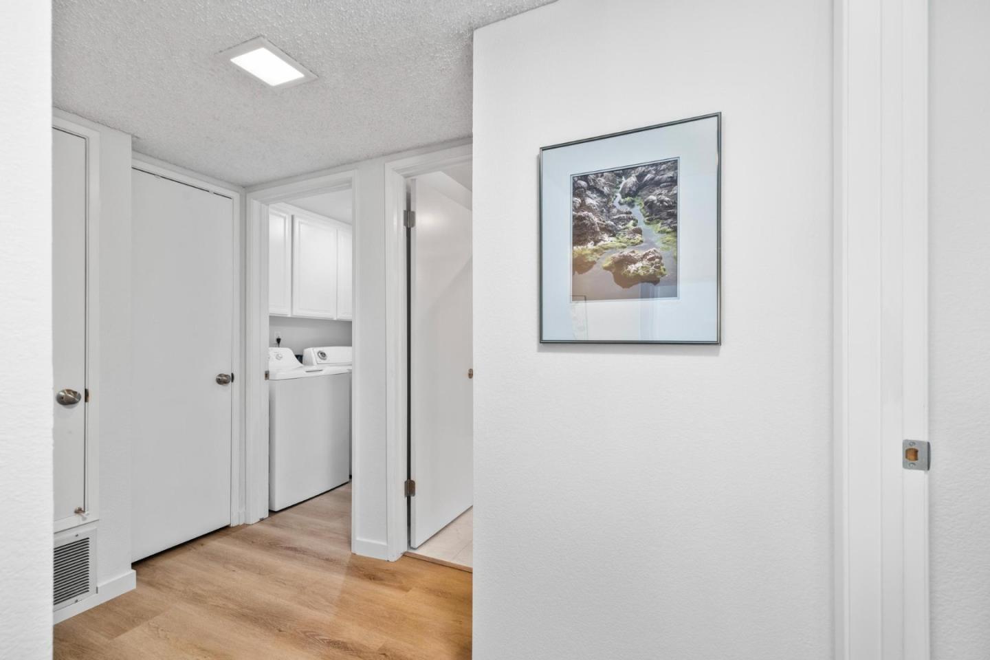 Detail Gallery Image 19 of 37 For 1989 Vista Del Mar, San Mateo,  CA 94404 - 2 Beds | 2 Baths