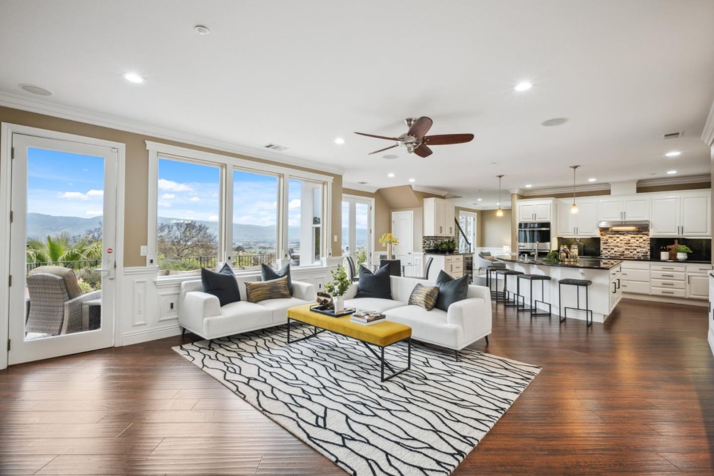 Detail Gallery Image 13 of 49 For 2325 Olea Ct, Gilroy,  CA 95020 - 5 Beds | 4/1 Baths