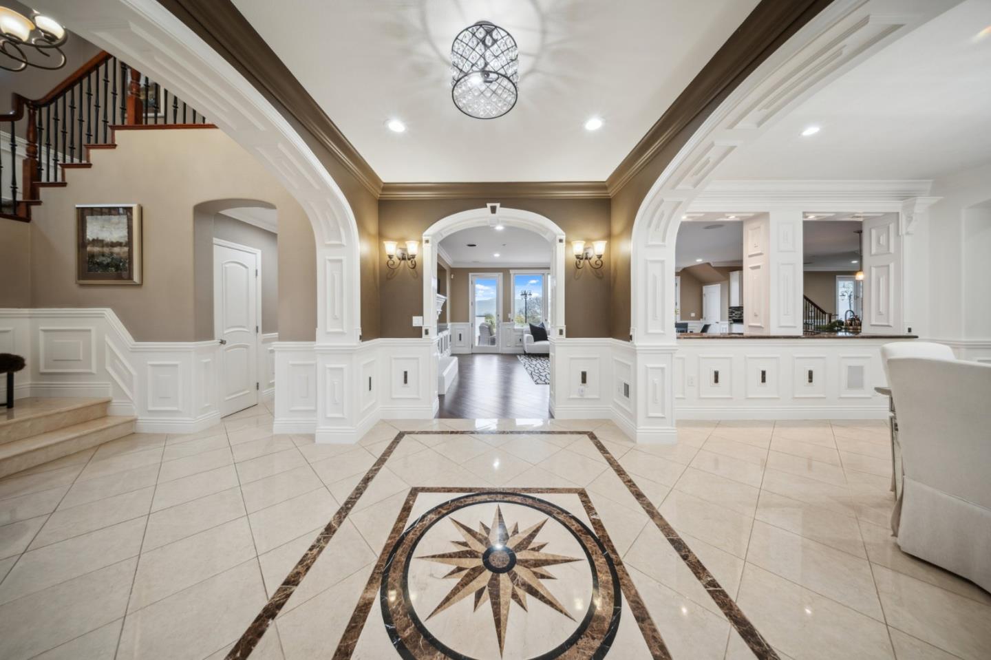 Detail Gallery Image 2 of 49 For 2325 Olea Ct, Gilroy,  CA 95020 - 5 Beds | 4/1 Baths